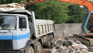 Вывоз строительного мусора с участка в Переславле-Залесском недорого от 1543 руб. | 2Землекопа-Прс